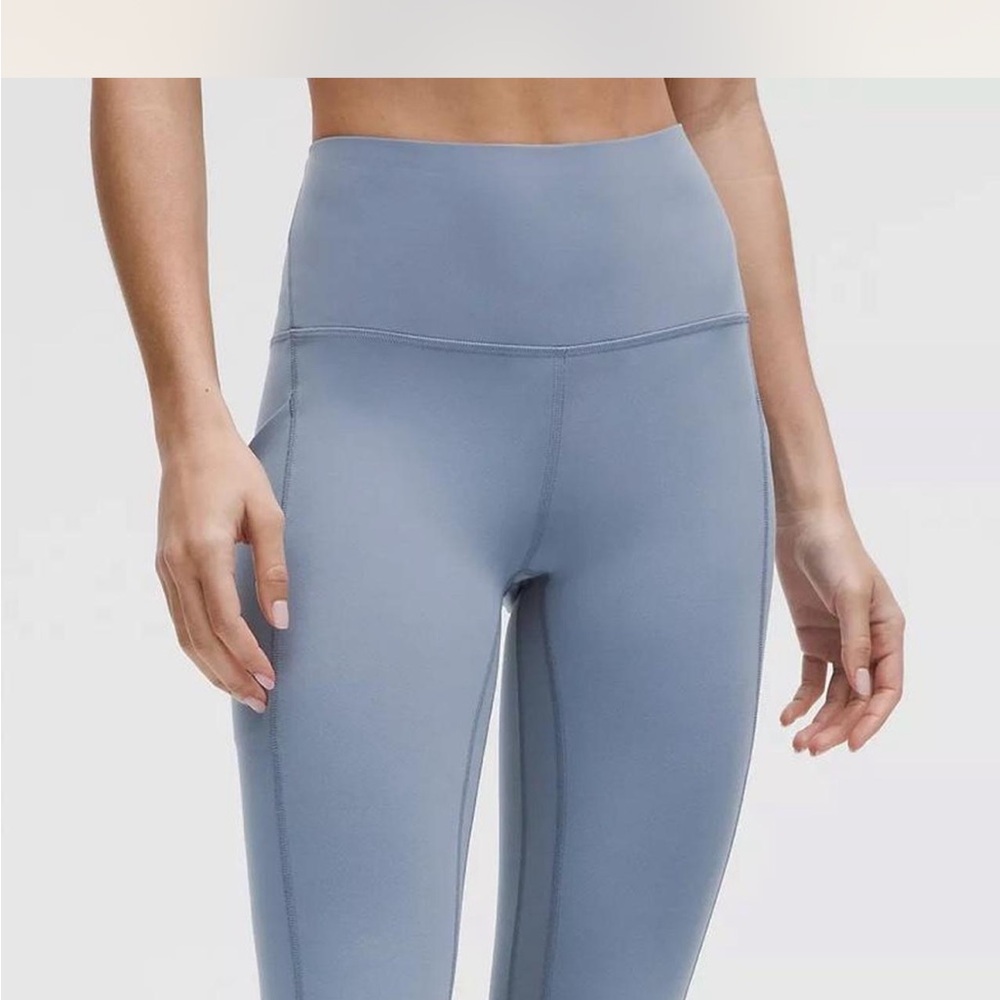 Lululemon Light Blue Leggings w Pockets
